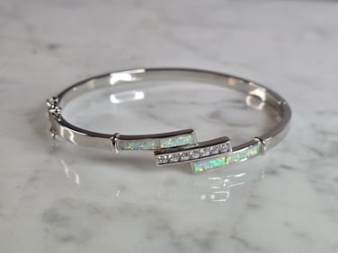 Womens Estate Sterling Silver Modernist Opal Bangle Bracelet