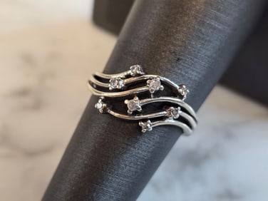 Womens Vintage Estate 10K White Gold Modernist Diamond Ring