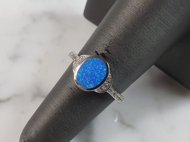 Womens Estate Sterling Silver Modernist Blue Opal Ring