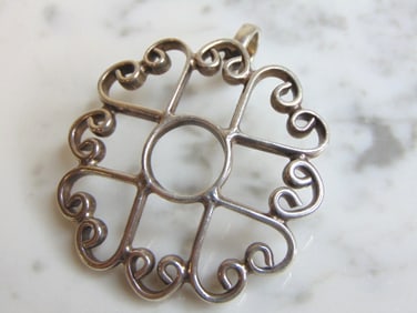 Womens Vintage Estate Sterling Silver Hearts Pendant