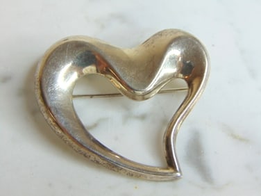 Womens Vintage Estate Sterling Silver Heart Brooch