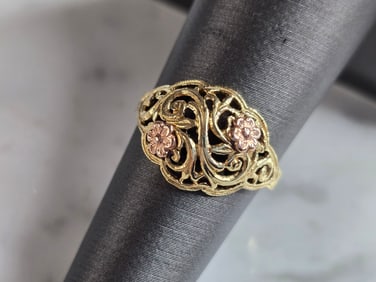 Womens Vintage Estate 10K Yellow & Rose Gold Floral Filigree Ring