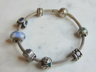 Womens Vintage Sterling Silver Pandora Charm Bracelet