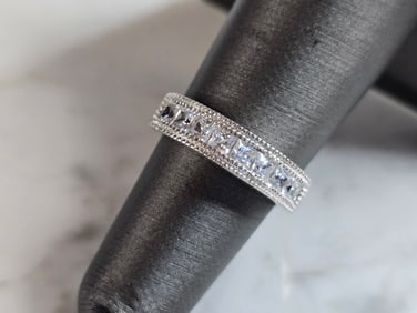 Womens Vintage Estate Sterling Silver CZ Ring