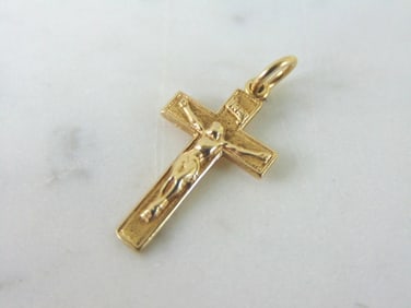 Vintage Estate 14K Gold Religious Jesus Cross Pendant