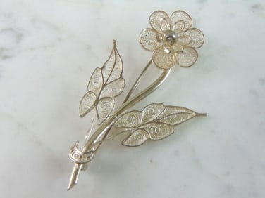 Womens Vintage Estate Sterling Silver Flower Brooch