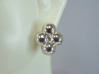 Womens Vintage Estate Sterling Silver Stud Earrings