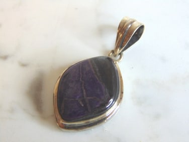 Womens Vintage Estate Sterling Silver Amethyst Pendant