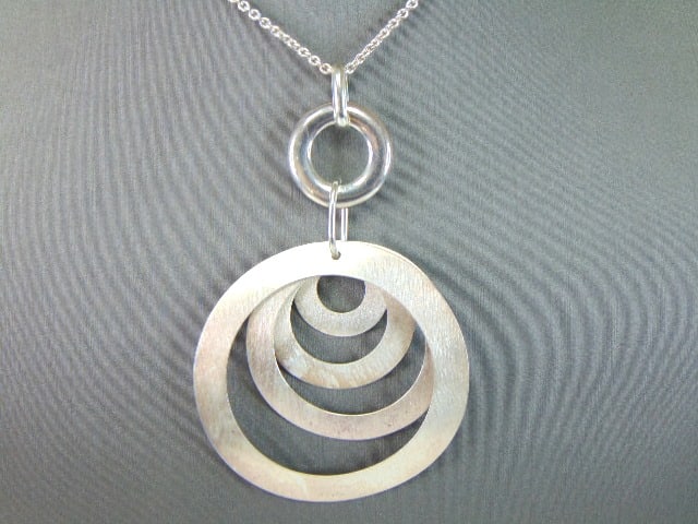 Womens Vintage Sterling Silver Modernist Necklace (1 of 3)