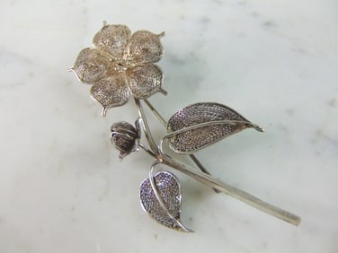 Womens Vintage Estate Sterling Silver Flower Brooch