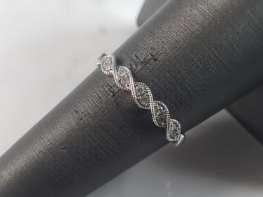 Womens Vintage Estate 10K White Gold Diamond Ring