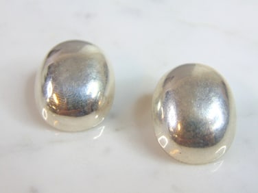 Womens Vintage Estate Sterling Silver Clip On Earrings