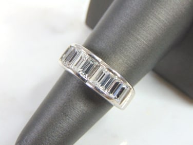 Womens Vintage Estate Sterling Silver CZ Ring