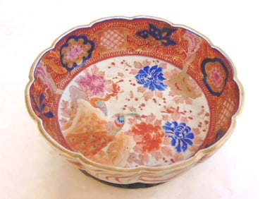 Antique Hand Painted Japanese Imari Bowl w/ Stand
