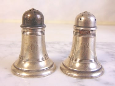 PR ANTIQUE DURGIN STERLING SILVER S&P SHAKERS