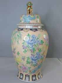 Beautiful Vintage Hand Painted Floral Chinese Porcelain 32" Temple Jar