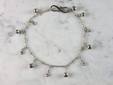 Womens Vintage Estate Sterling Silver Charm Bracelet