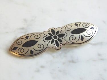 Womens Vintage Estate Sterling Silver Floral Brooch