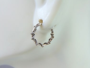 Womens Vintage Estate Sterling Silver Hoop Earrings