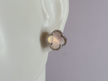 Womens Sterling Silver 4 Leaf Clover Earrings