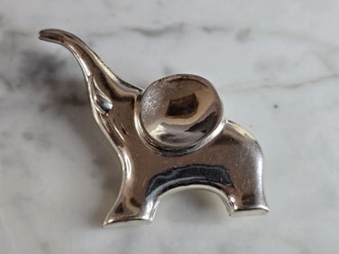 Womens Vintage Estate Sterling Silver Elephant Brooch