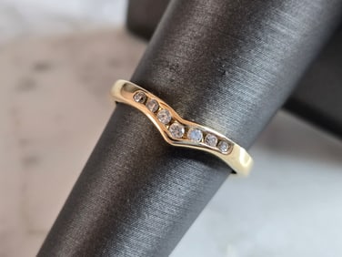 Womens Vintage Estate 14K Yellow Gold Diamond Ring