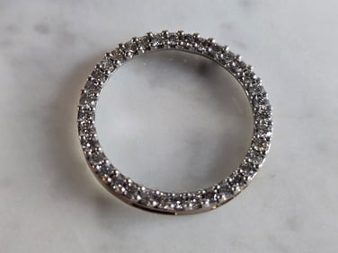 Womens Vintage Estate 10K Gold Diamond Eternity Pendant