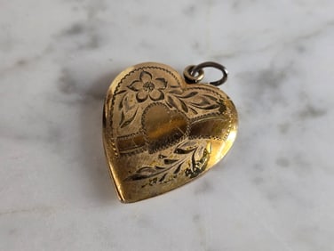 Womens Vintage Estate Sterling Silver Gold Tone Heart Pendant Locket