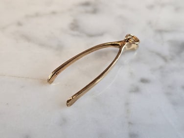Womens Vintage Estate 14K Yellow Gold Wish Bone Pendant