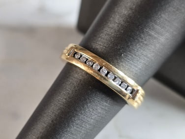 Womens Vintage Estate 14K Gold Diamond Ring