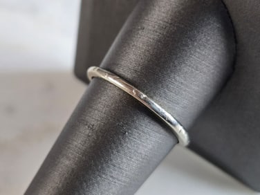 Womens Vintage Estate 18k White Gold Ring