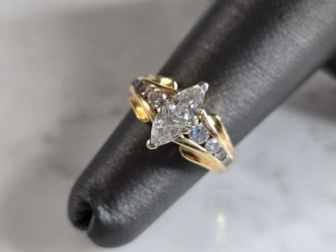 Womens Vintage Estate 14k Yellow Gold Diamond Ring
