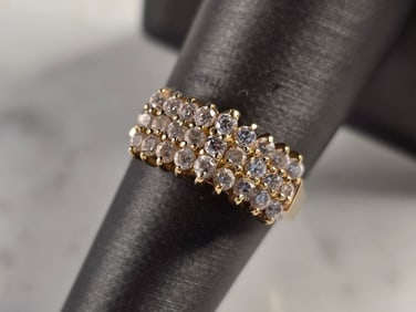 Womens Vintage Estate 10K Yellow Gold Diamond Cluster Ring