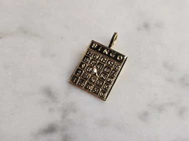 Womens Vintage Estate 14K Yellow Gold Bingo Card Pendant