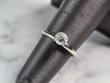 Womens Vintage Estate 14K White Gold Diamond Engagement Ring