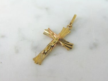 Vintage Estate 14K White & Yellow Gold Religious Cross Pendant