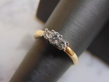 Women's Vintage 14K Gold Platinum Diamond Ring