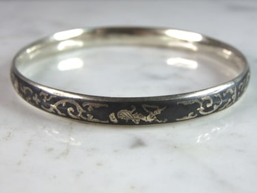 Womens Vintage Estate Sterling Silver Siam Bangle Bracelet