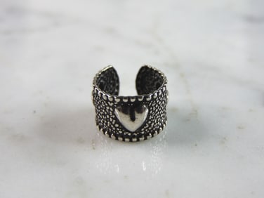 Womens Vintage Estate Sterling Silver Heart Ear Cuff Earring