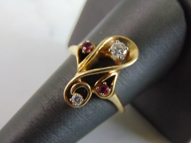 Womens Vintage Estate 14k Yellow Gold Amethyst & Diamond Ring