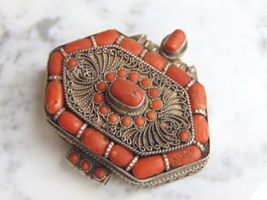 Custom Coral Chest Box Pendant