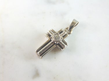Womens Vintage 14K White Gold Diamond Cross Pendant