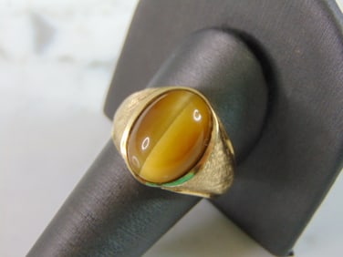 Mens Vintage Estate 14K Yellow Gold Tigers Eye Ring
