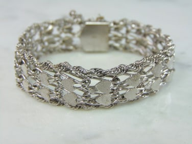 Womens Vintage Estate Sterling Silver Heart Bracelet