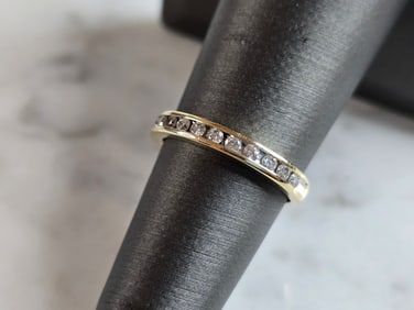 Womens Vintage Estate 10K Yellow Gold Diamond Ring