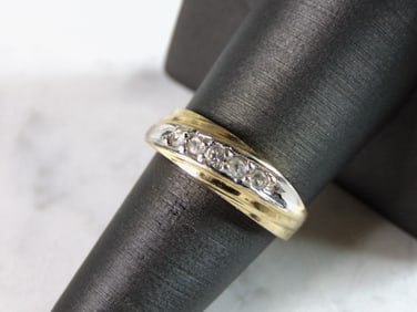 Womens Vintage Estate 14K Yellow Gold CZ Ring