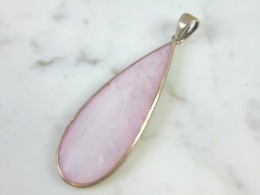 Womens Vintage Sterling Silver Mother of Pearl Pendant