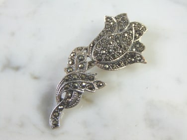 Womens Vintage Estate Sterling Silver Flower Brooch