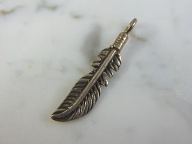 Womens Vintage Estate Sterling Silver Feather Pendant