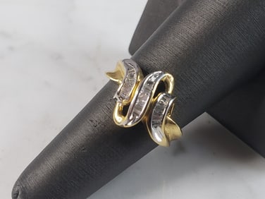 Womens Vintage Estate 14K Yellow Gold Diamond Cluster Ring